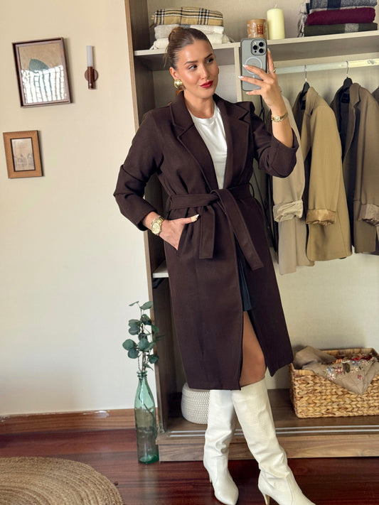 Beli kuşaklı uzun kaşe kaban Kahve