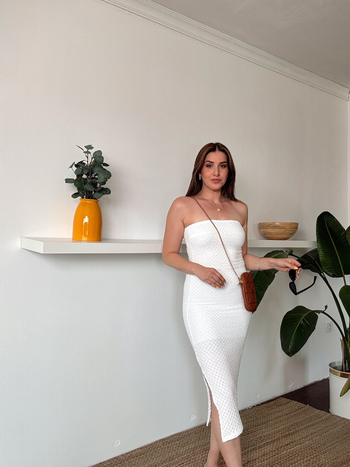 BEYDA straplez yırtmaçlı astarlı elbise BEYAZ