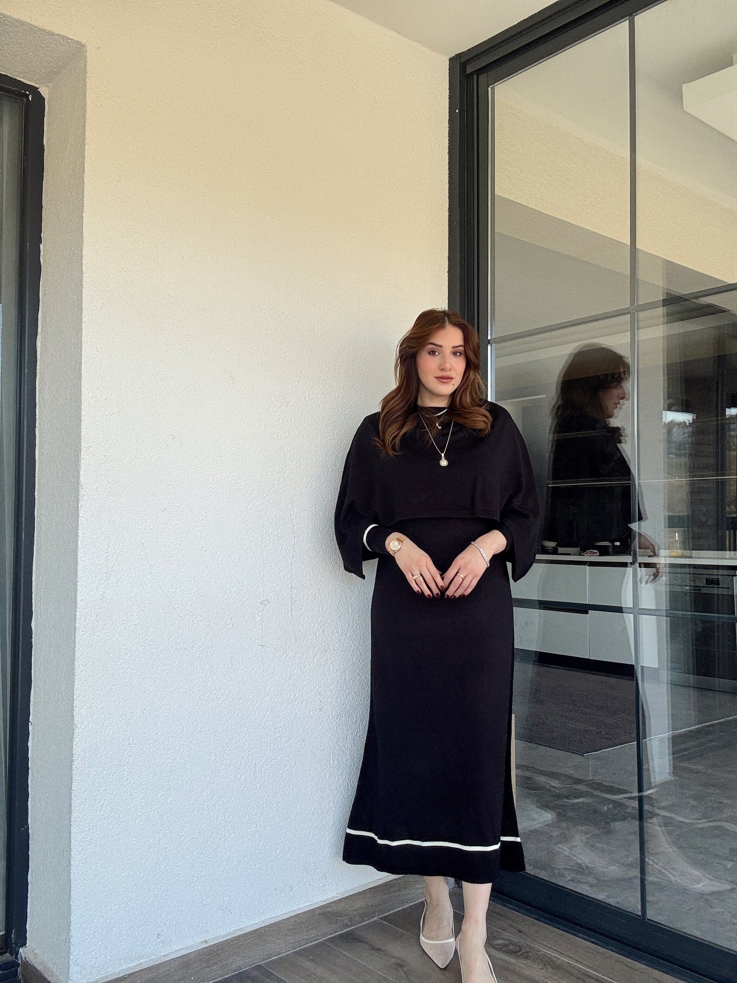 Çizgili pelerinli elbise-SİYAH