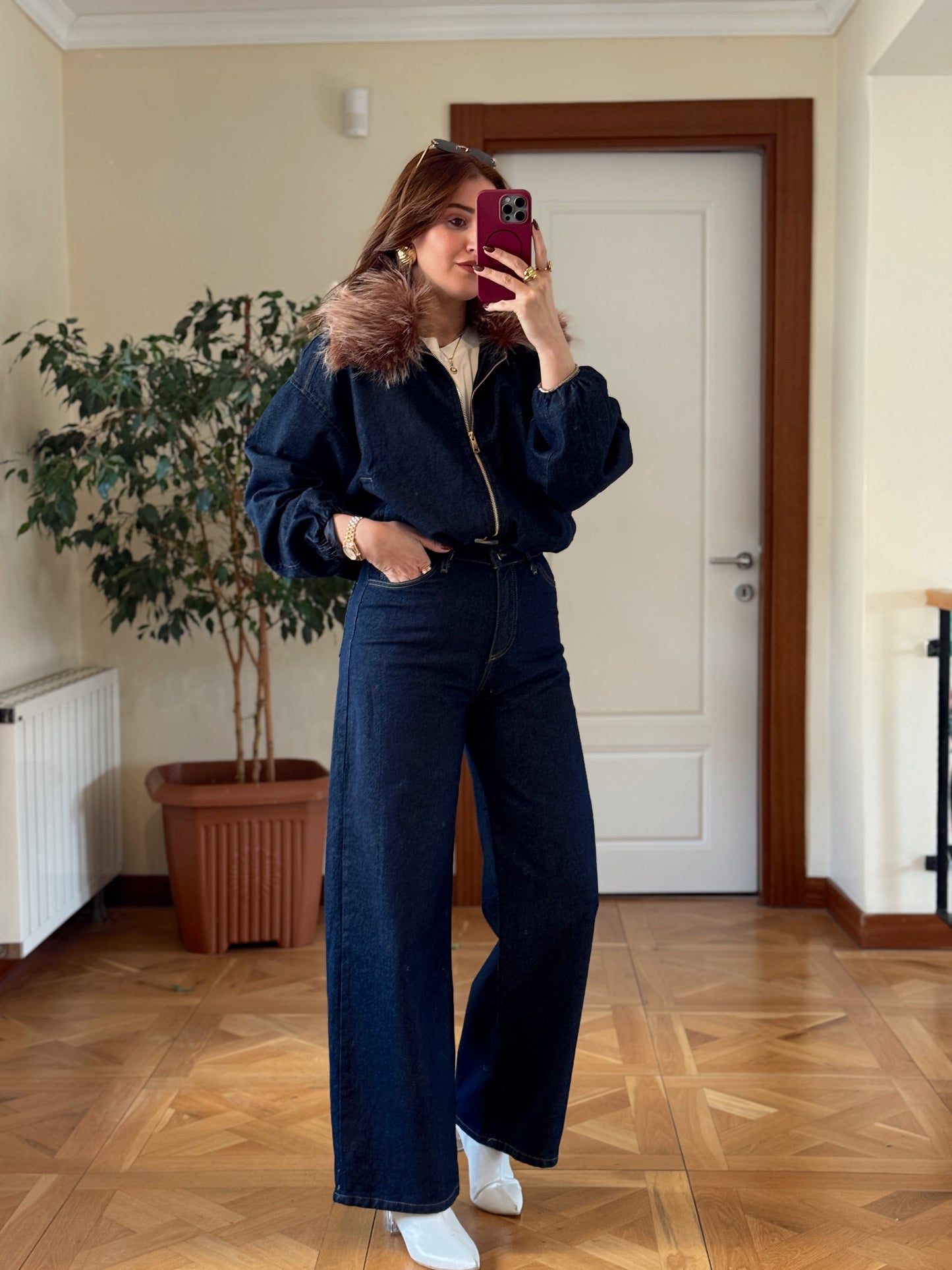 Yaka kürk detaylı jean ceket-KOYU MAVİ