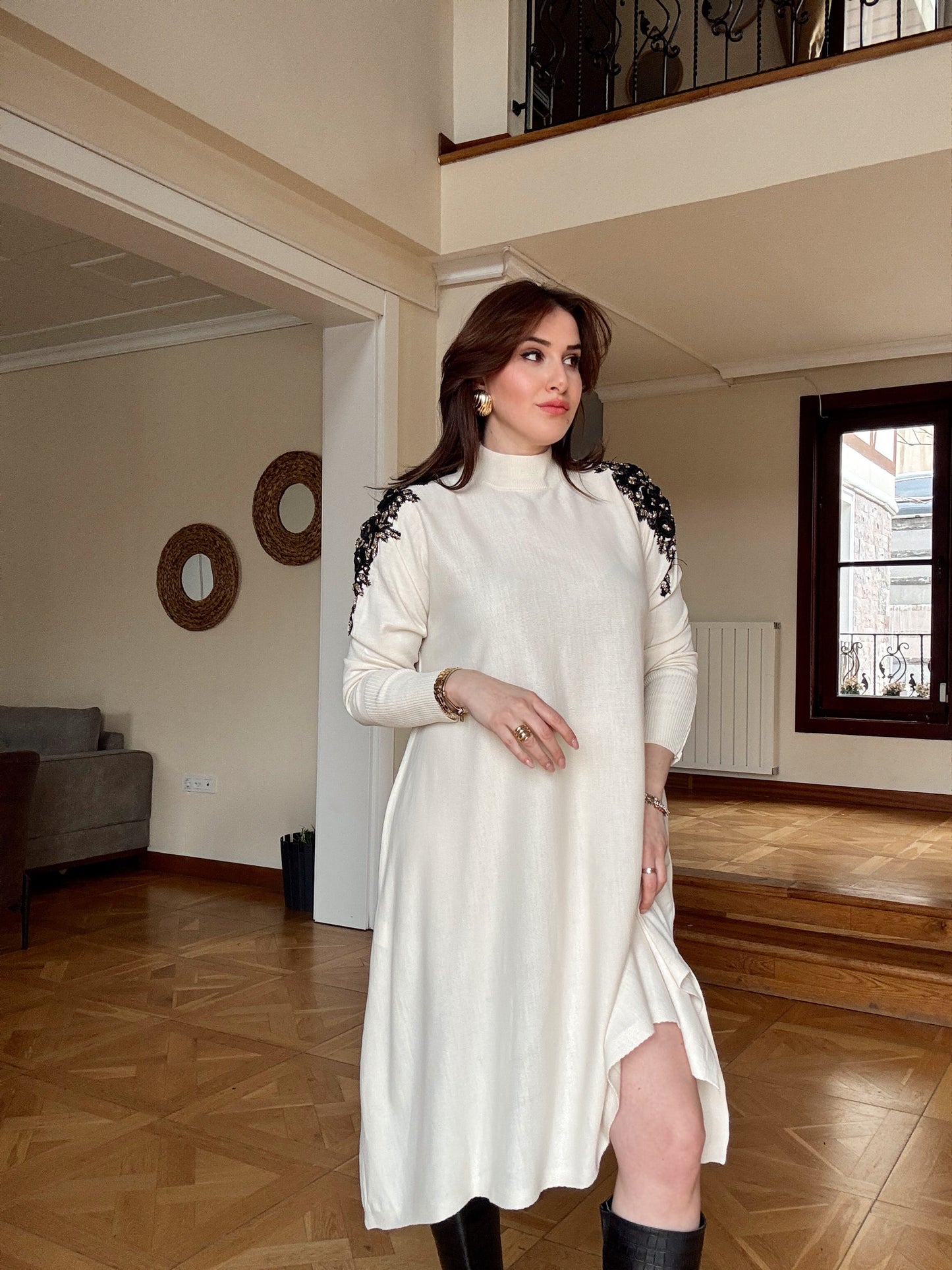 Omuz aksesuarlı tunik elbise-LATTE