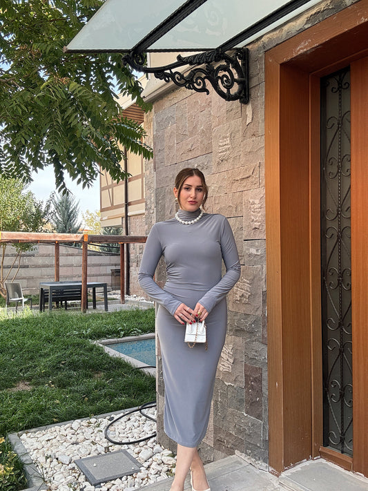 Dik Yaka Büzgülü Sandy Elbise - GRİ