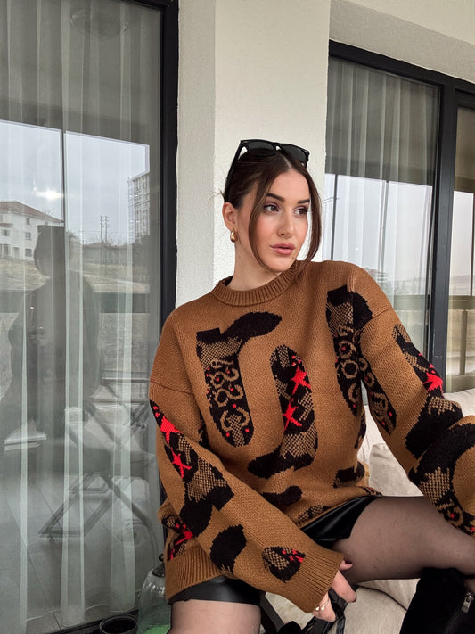 Çizme Desenli Kazak - KAHVERENGİ