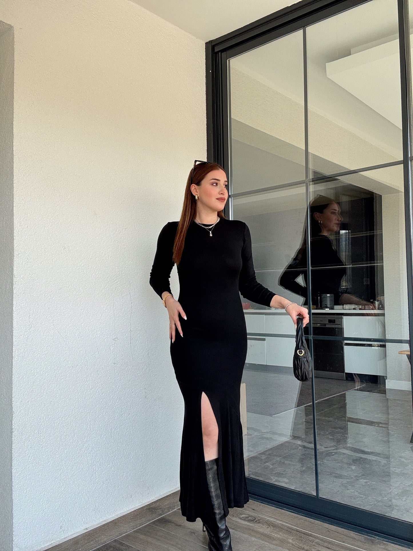 Yırtmaç detay elbise-SİYAH