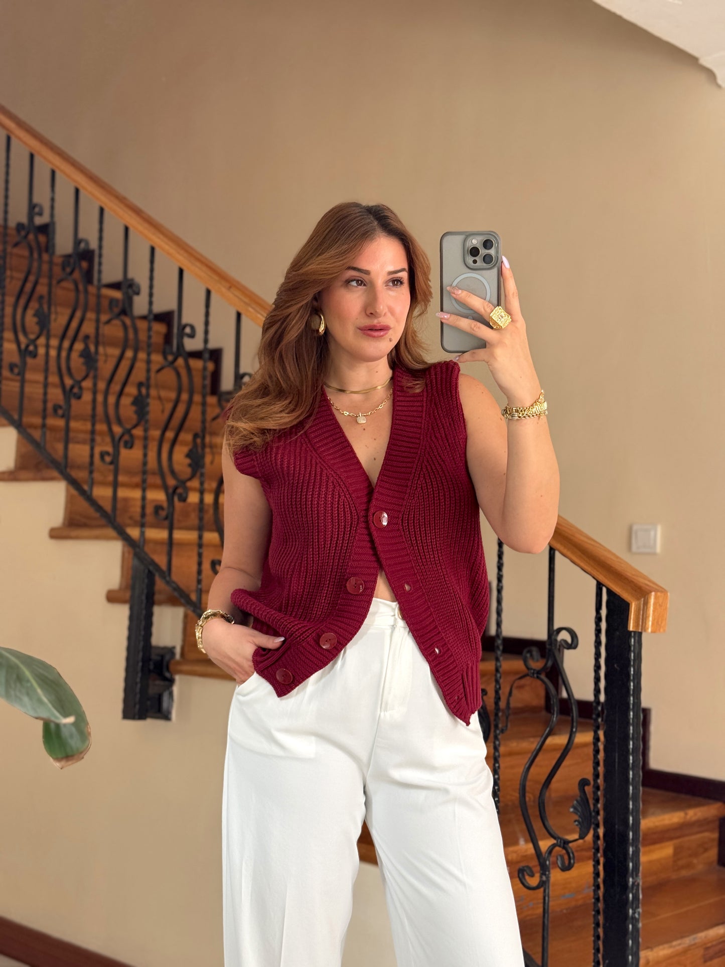 Düğmeli triko yelek bordo