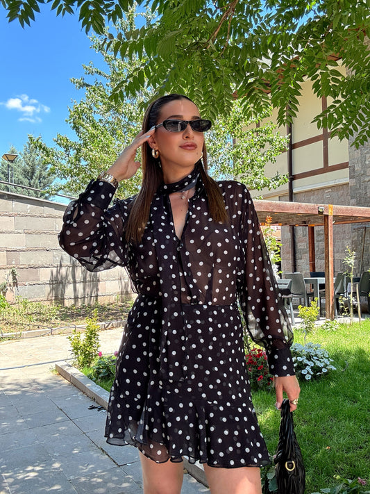 Puantiye desenli fularlı takım Siyah