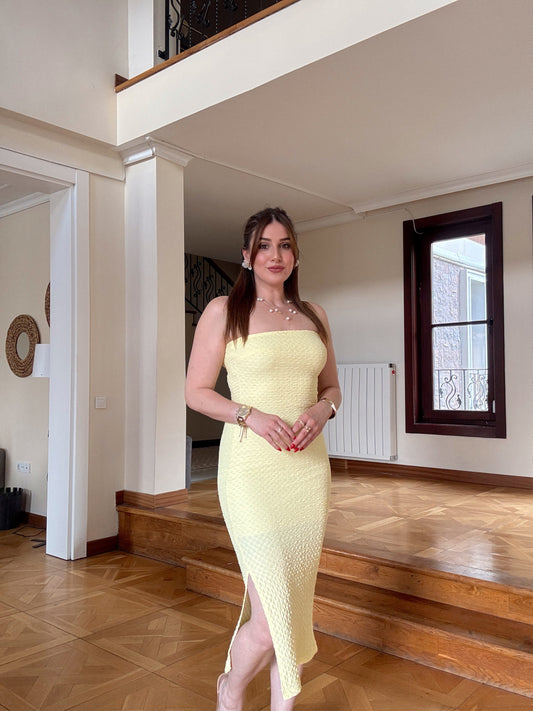 Straplez likralı astarlı elbise  SARI