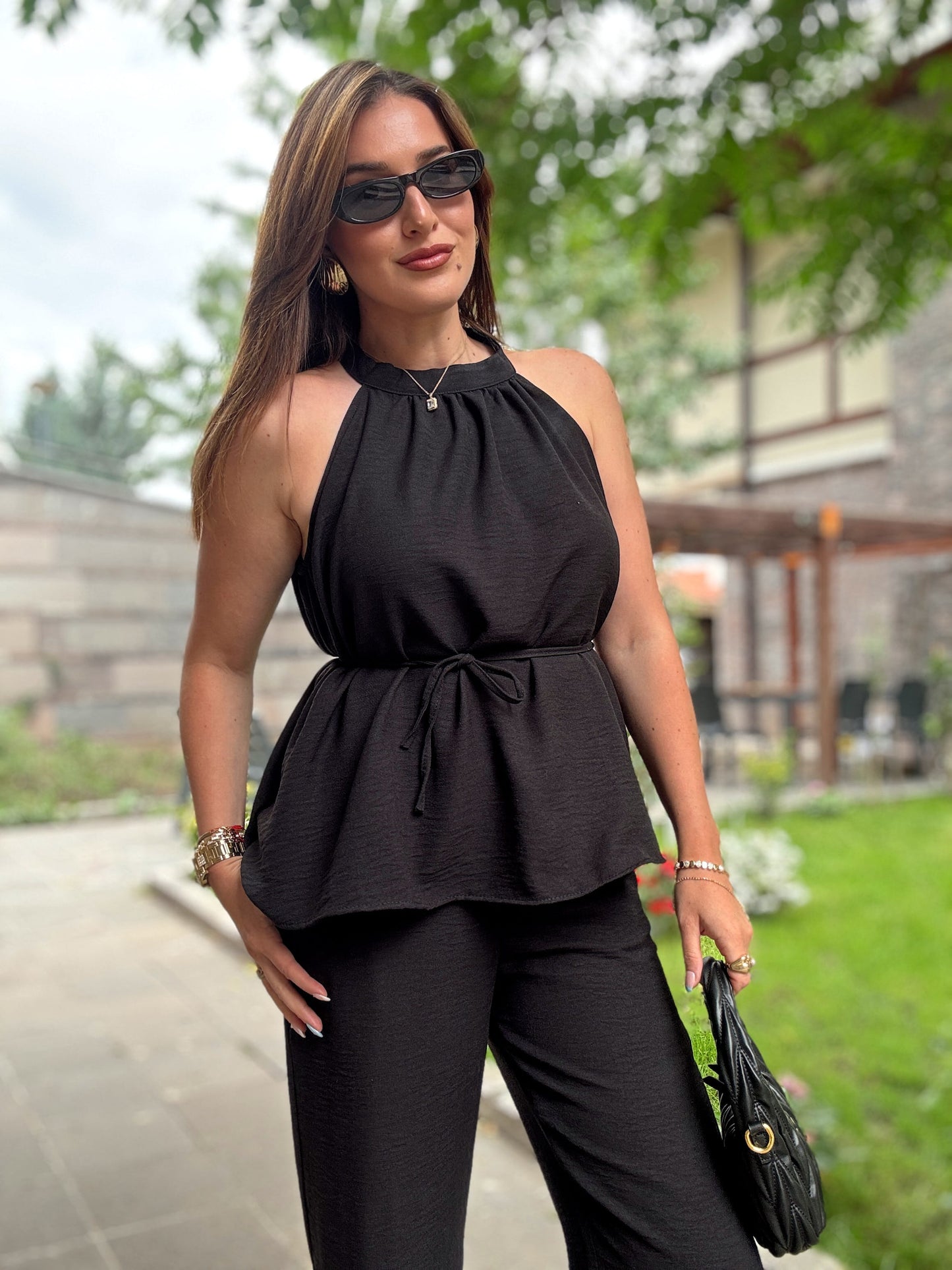 Boyun detaylı keten takım Siyah