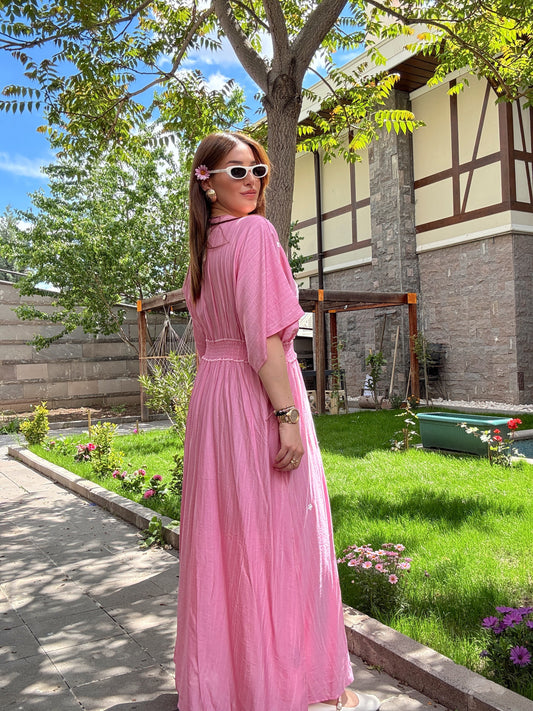 Beli Gipeli yakası Nakışlı Elbise Pembe