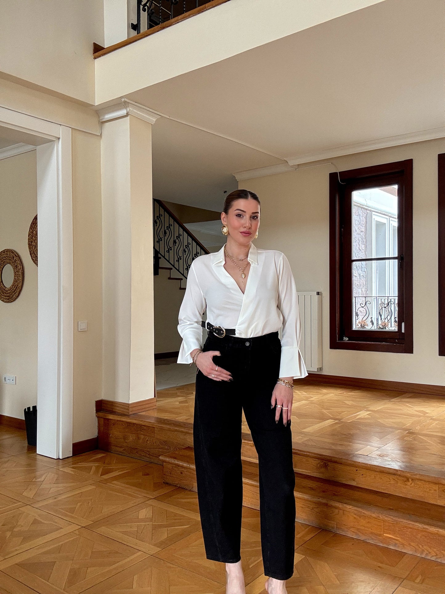 Önü kemer detaylı bluz BEYAZ