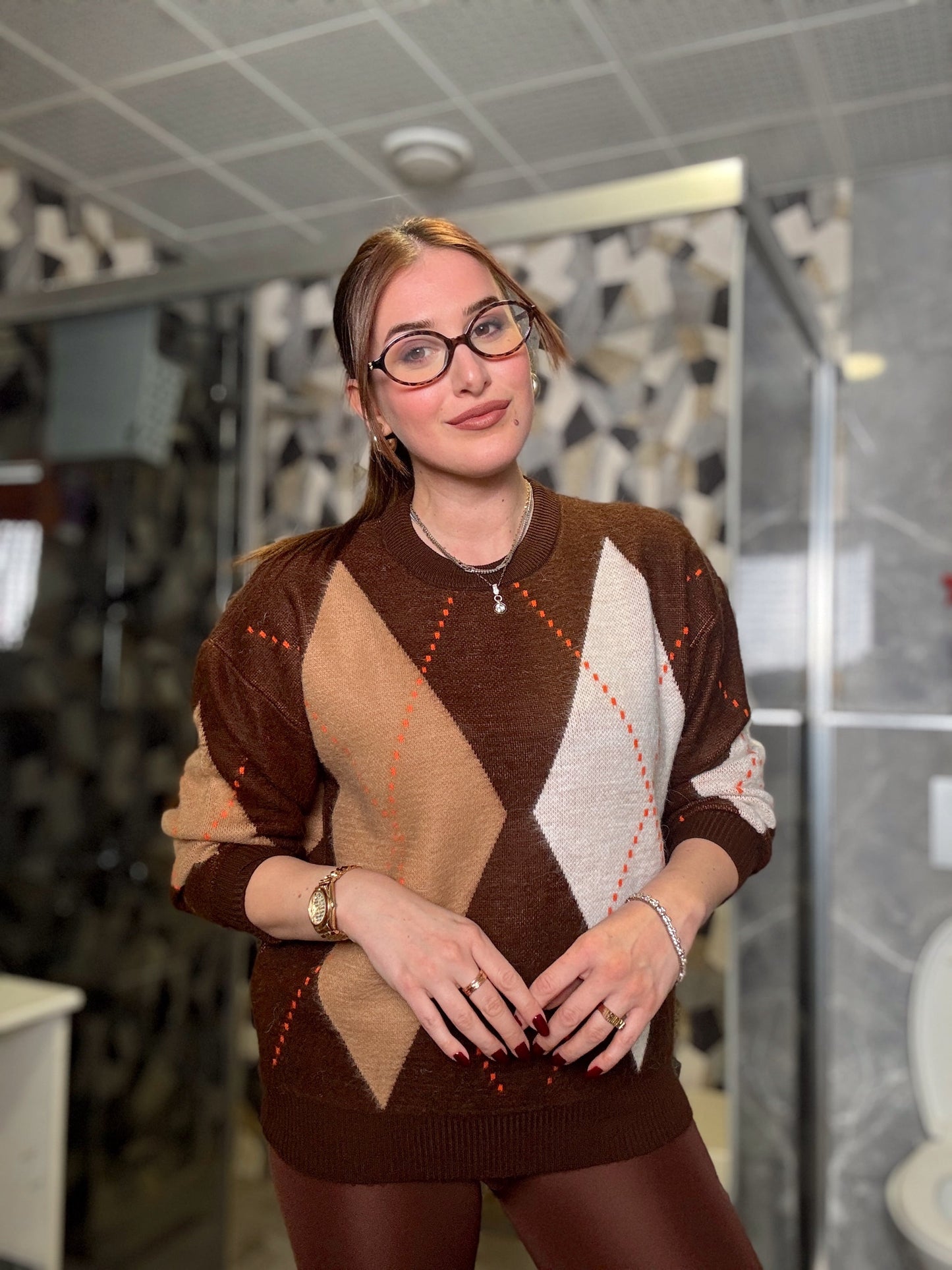 Şerit detaylı baklava desenli kazak-kahve