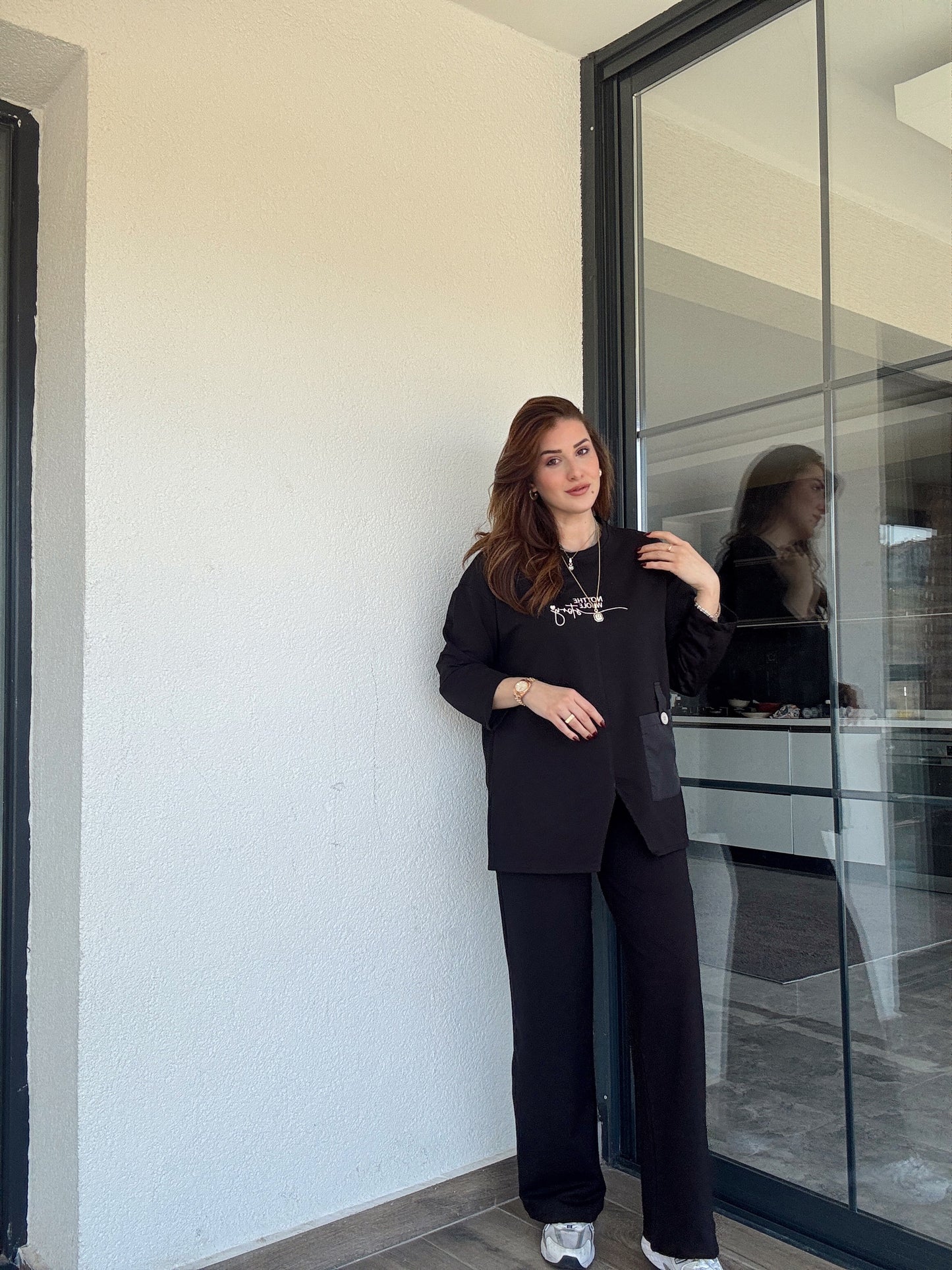 Cep detaylı nakışlı takım-SİYAH