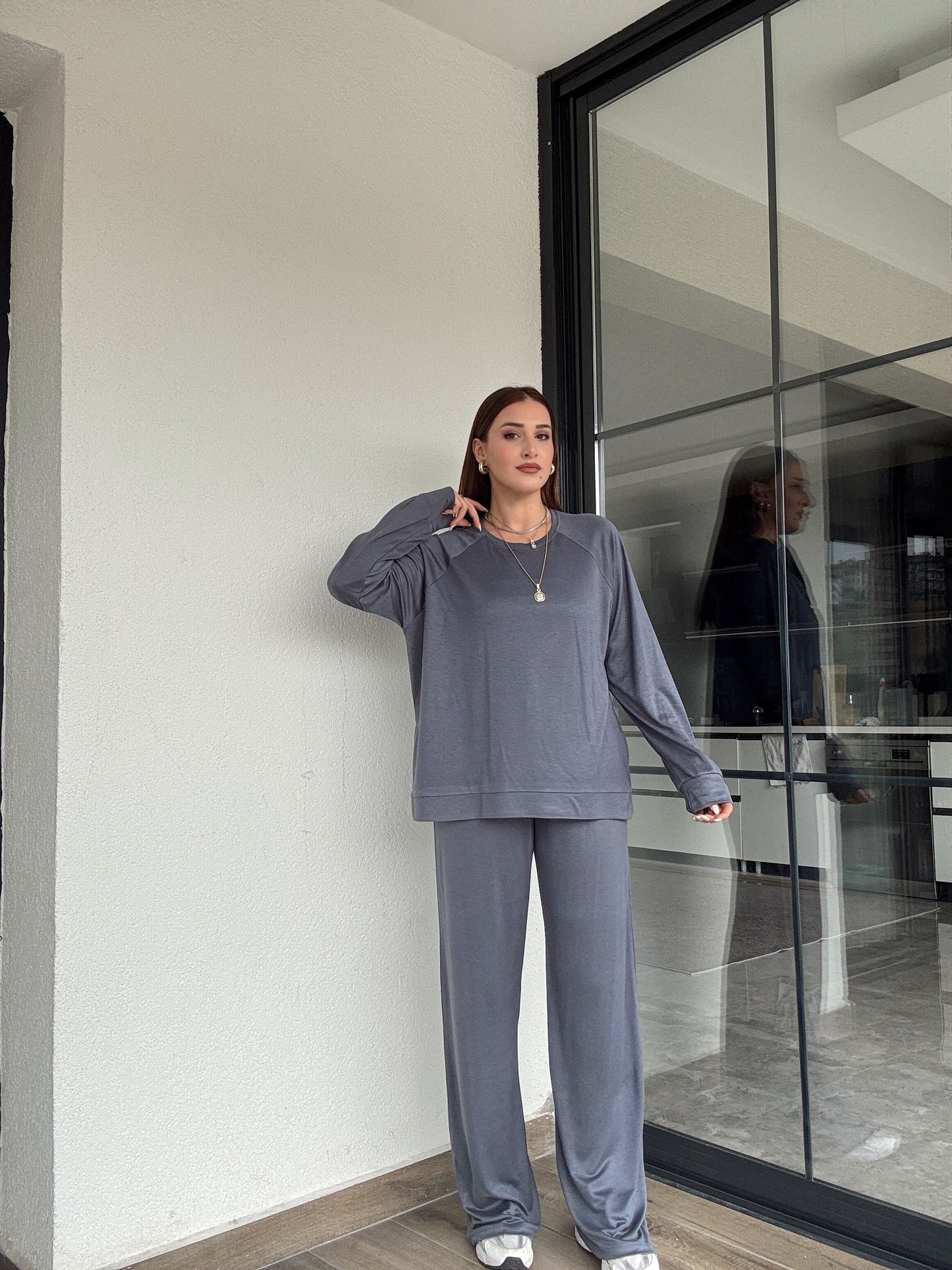 Modal kumaş reglan kol yırtmaç detaylı takım-FÜME