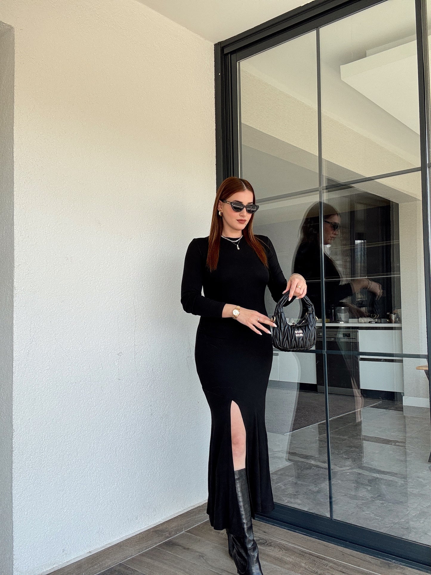 Yırtmaç detay elbise-SİYAH