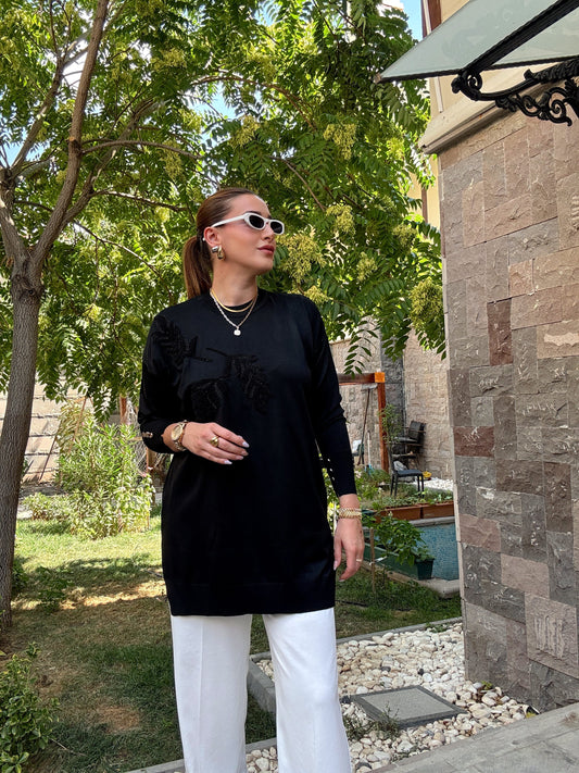 Çiçek taş işlemeli triko kazak Siyah