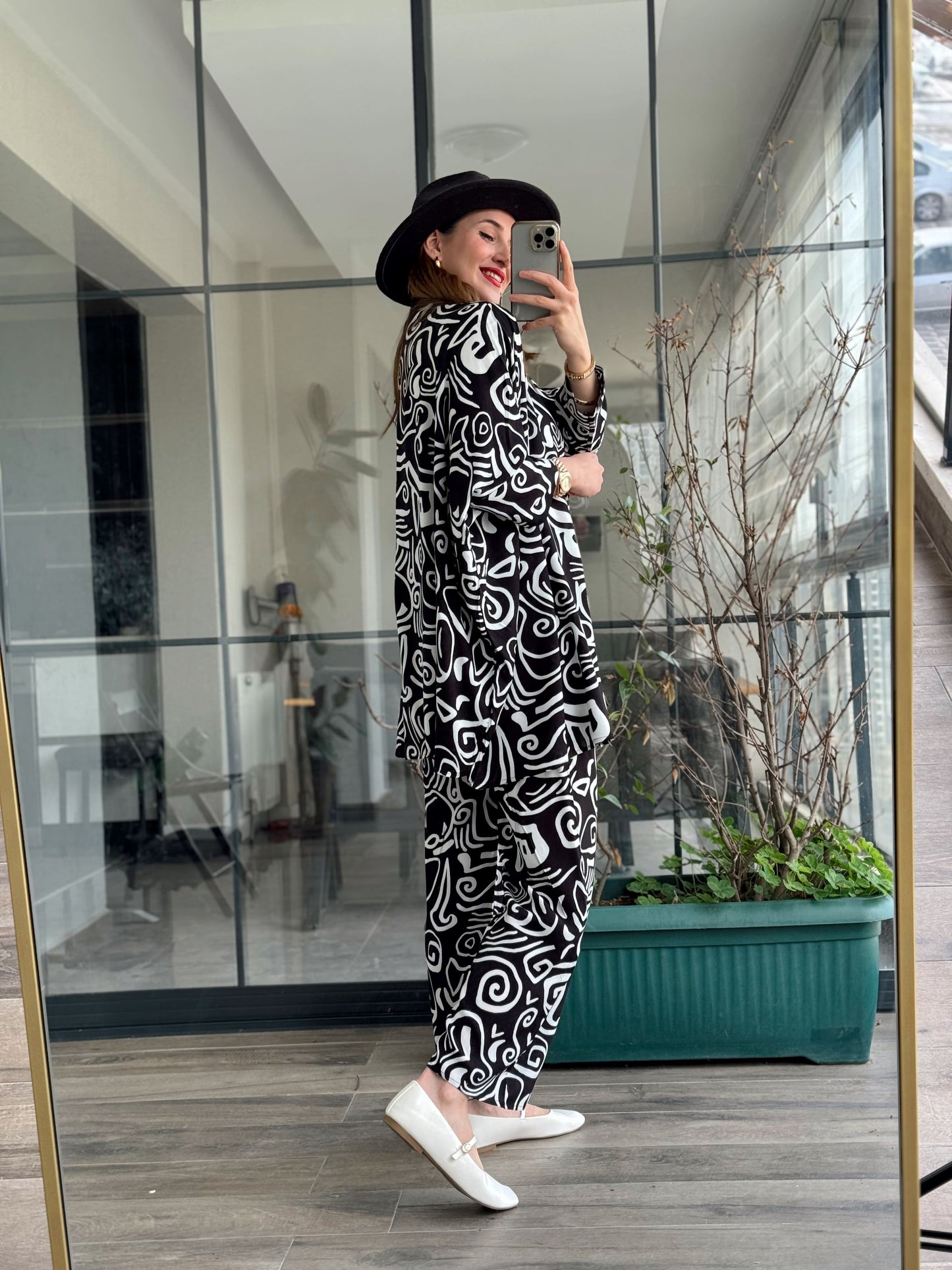 Desenli Viskon Takım - SİYAH