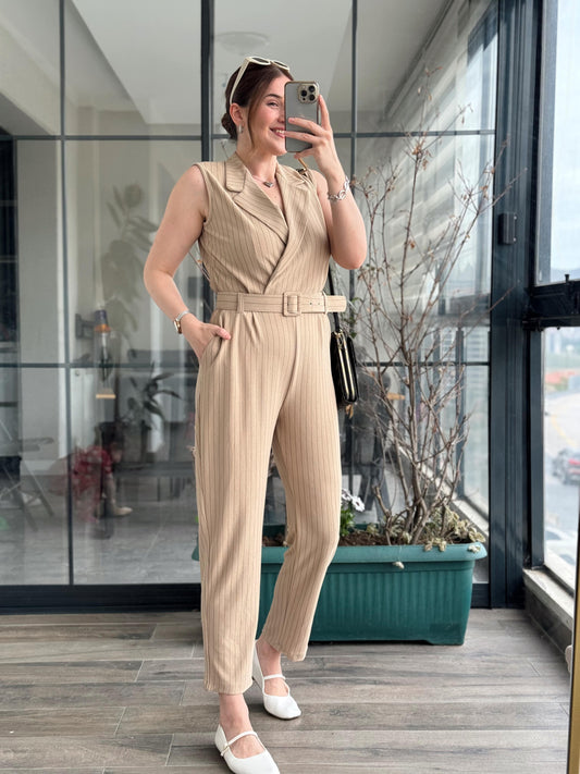 Kruvaze Yaka Çizgili Kemerli Tulum -BEJ