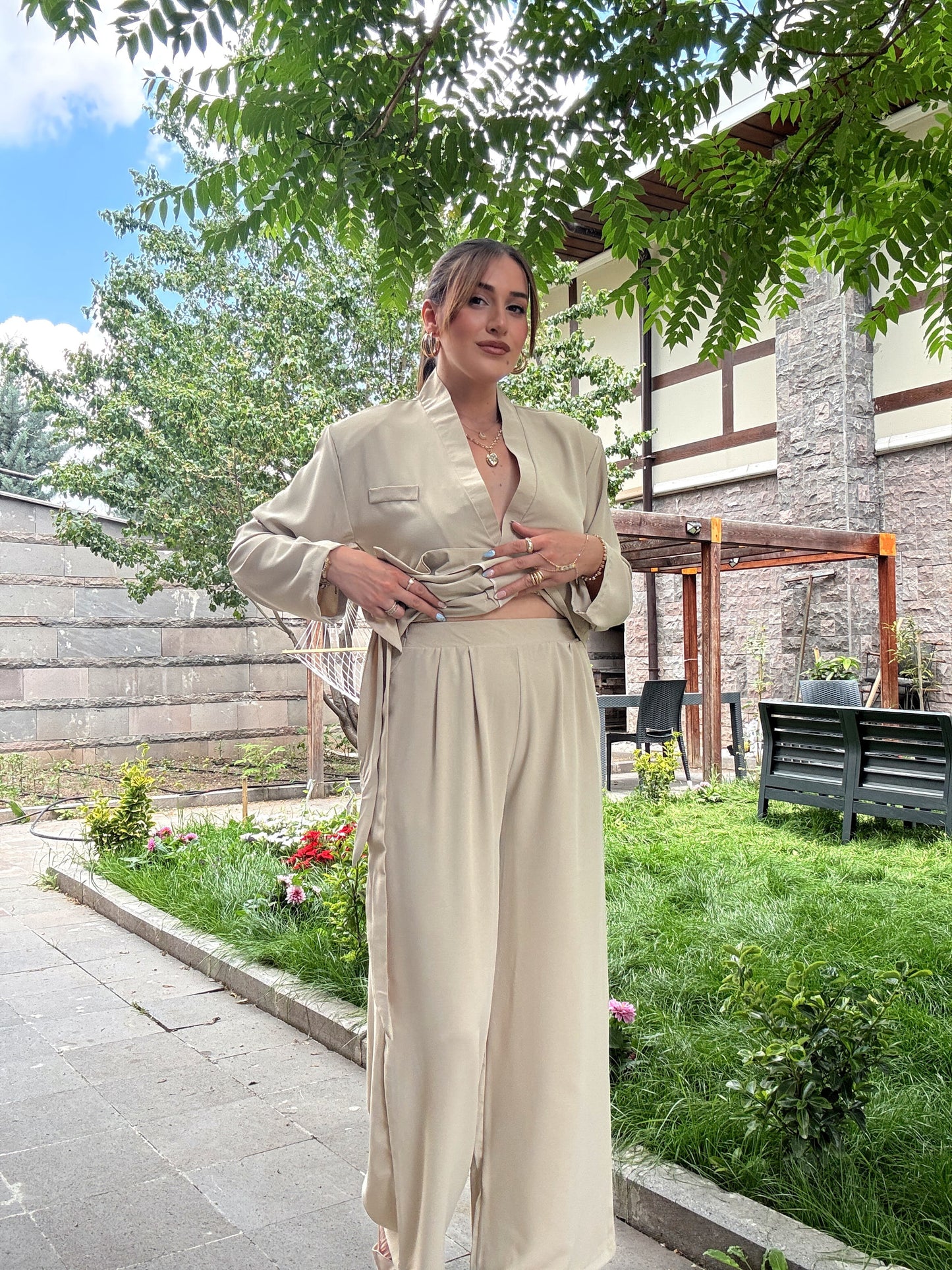 Kuşaklı tensel takım Taş