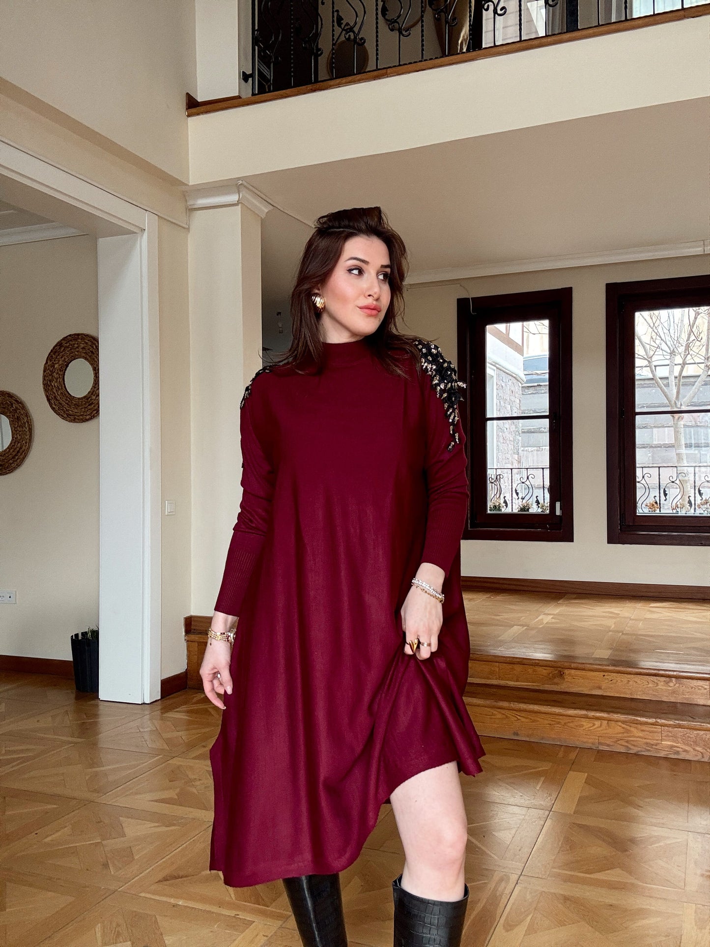 Omuz aksesuarlı tunik elbise -BORDO