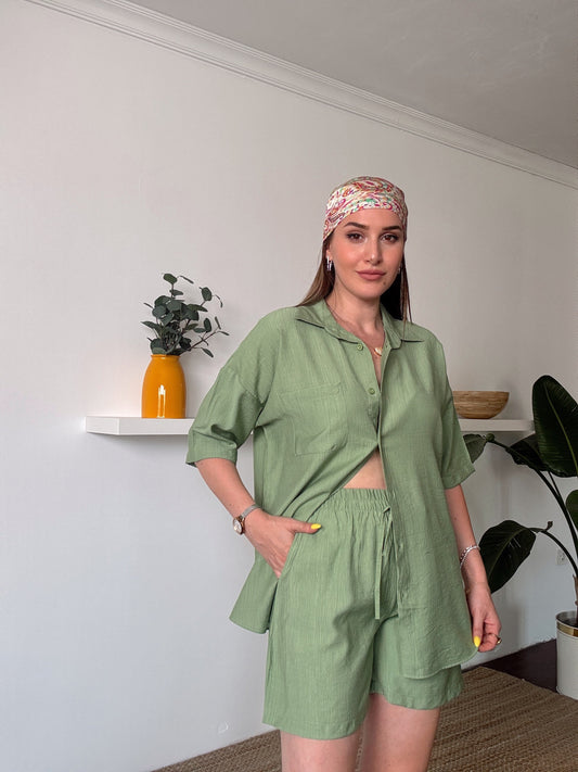 LİCARDİ keten şortlu gömlekli takım MİNT YEŞİLİ