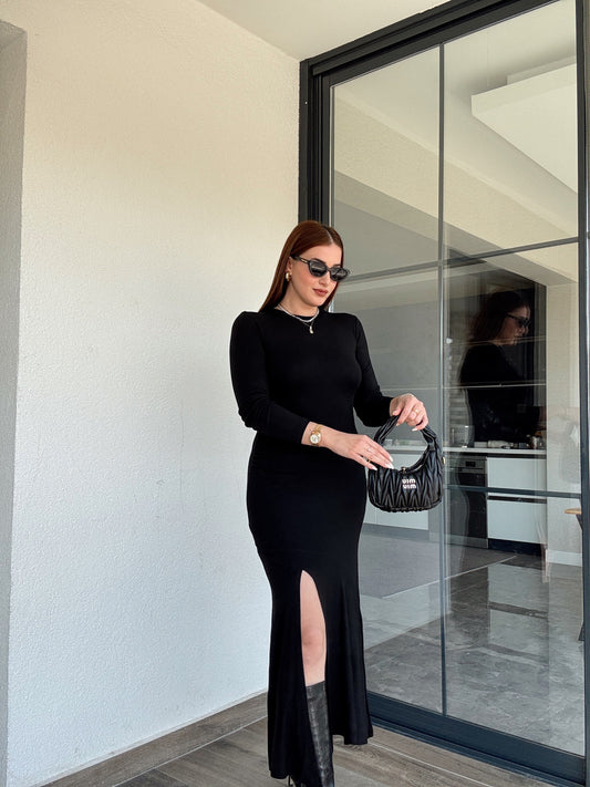 Yırtmaç detay elbise-SİYAH