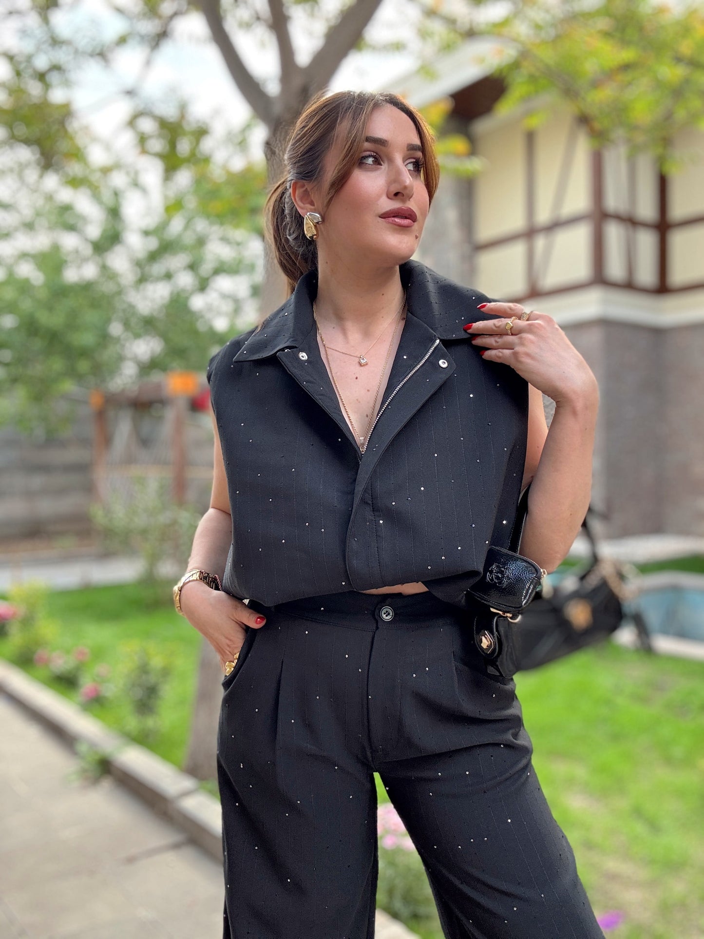 Pullu İnce çizgili Takım Siyah