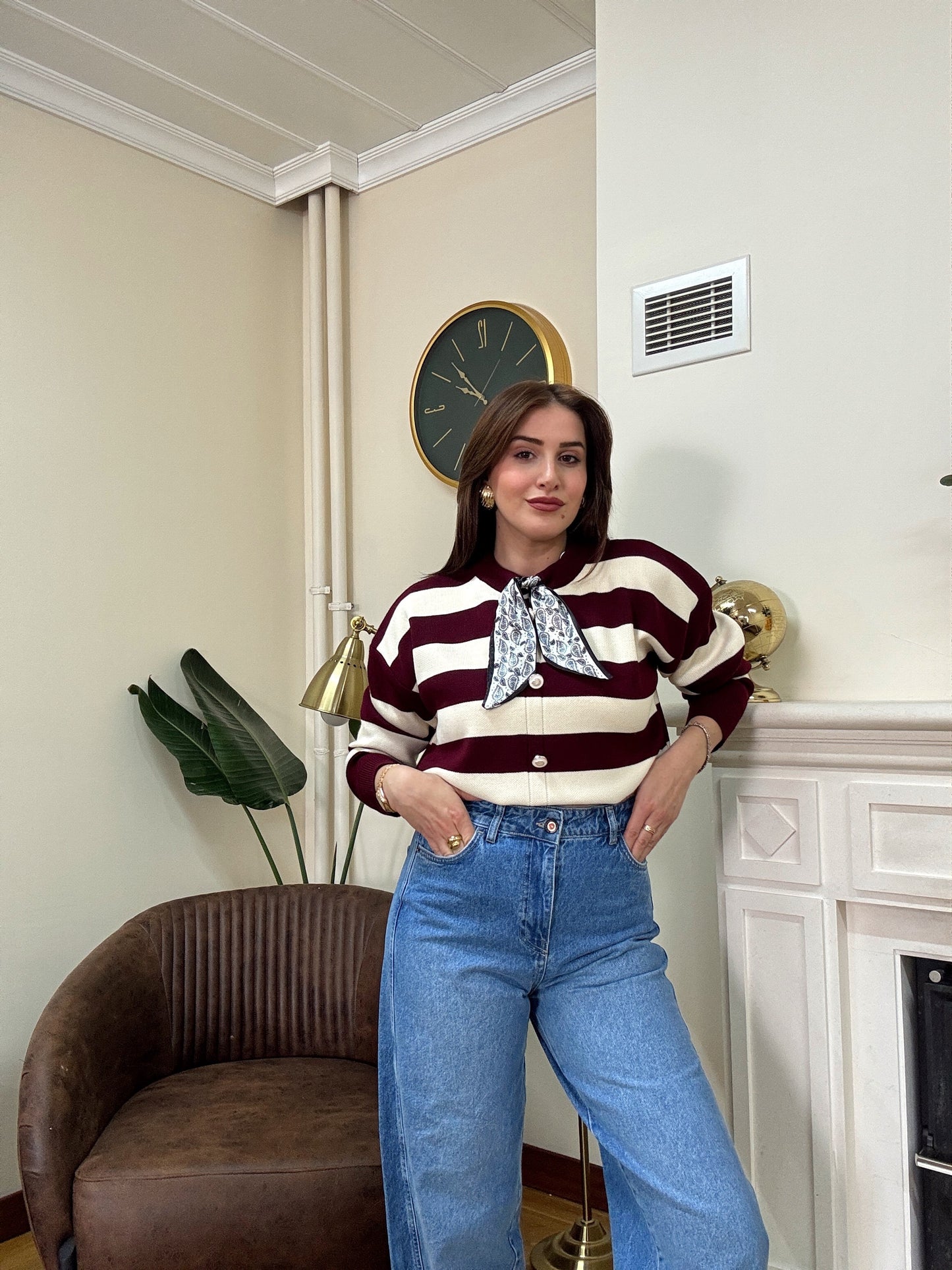 Düğmeli fularlı kazak-MÜRDÜM