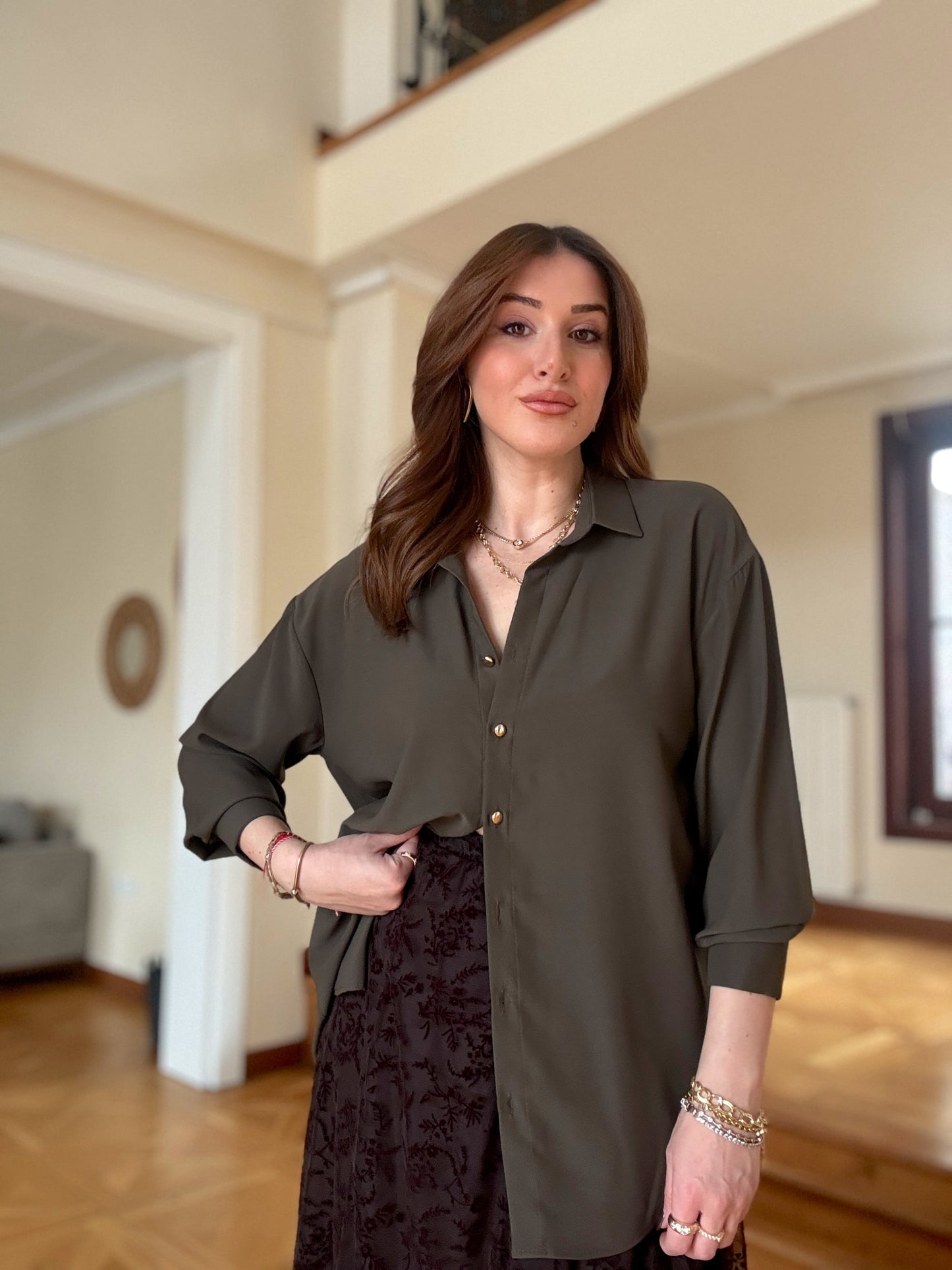 Geniş Manşetli Gömlek - ACI KAHVE