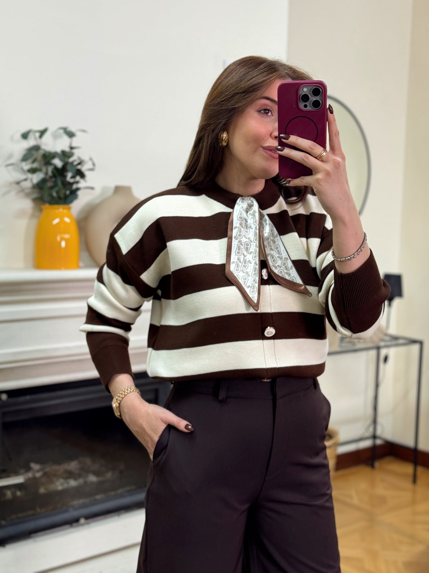 Düğmeli fularlı kazak-KAHVERENGİ