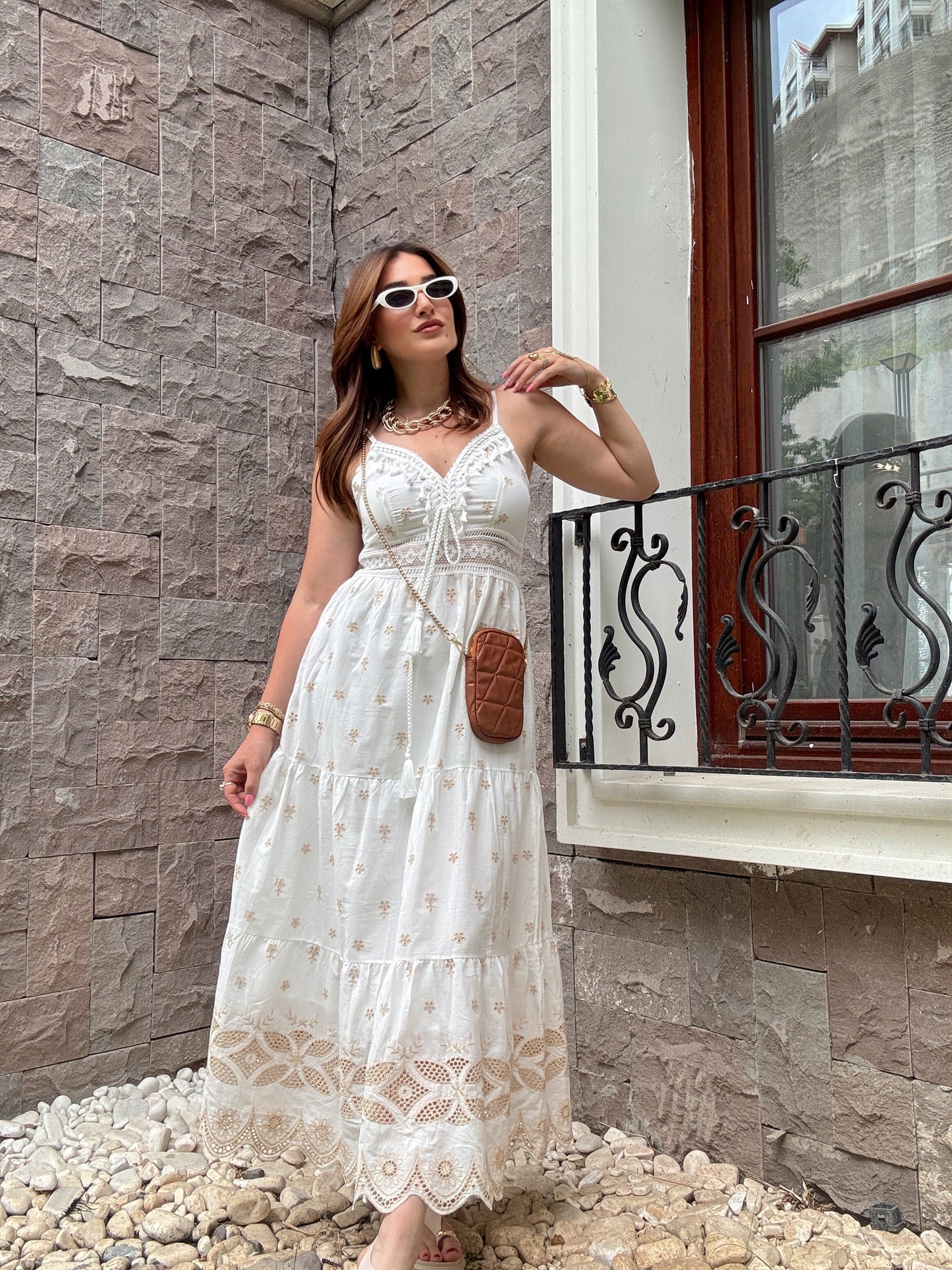 Yonca işleme Premium Elbise Ekru