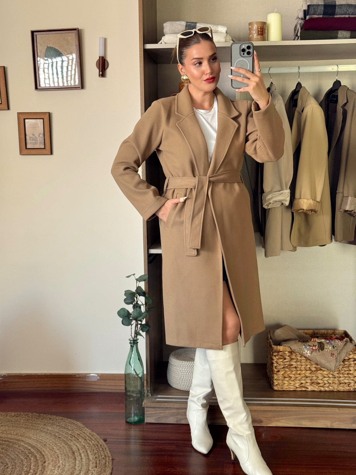 Beli kuşaklı uzun kaşe kaban Camel