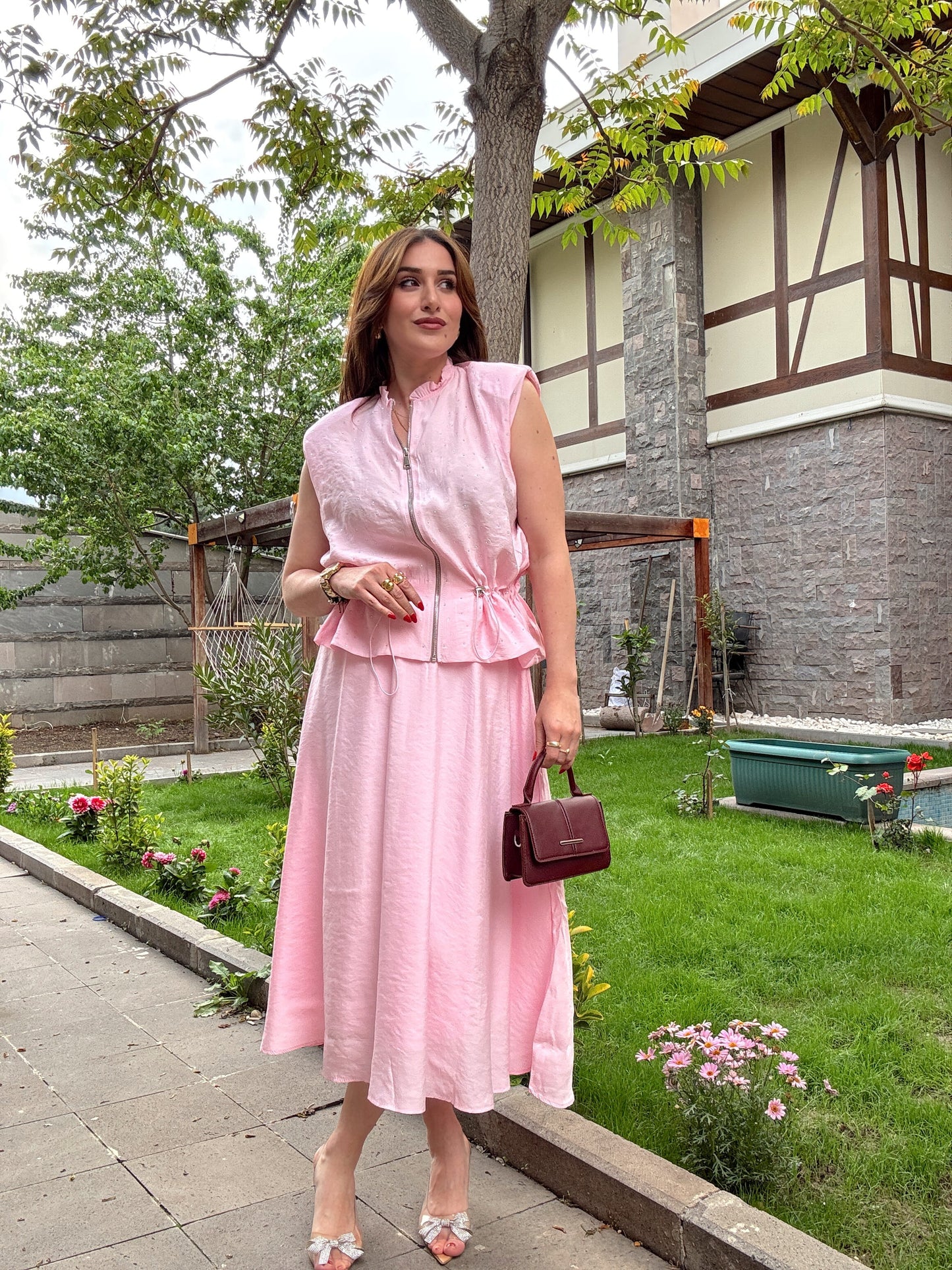 Bağcıklı Taş Detaylı Takım Pembe