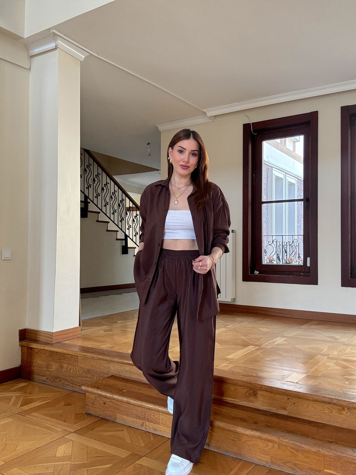 Parlak ikili takım kahverengi