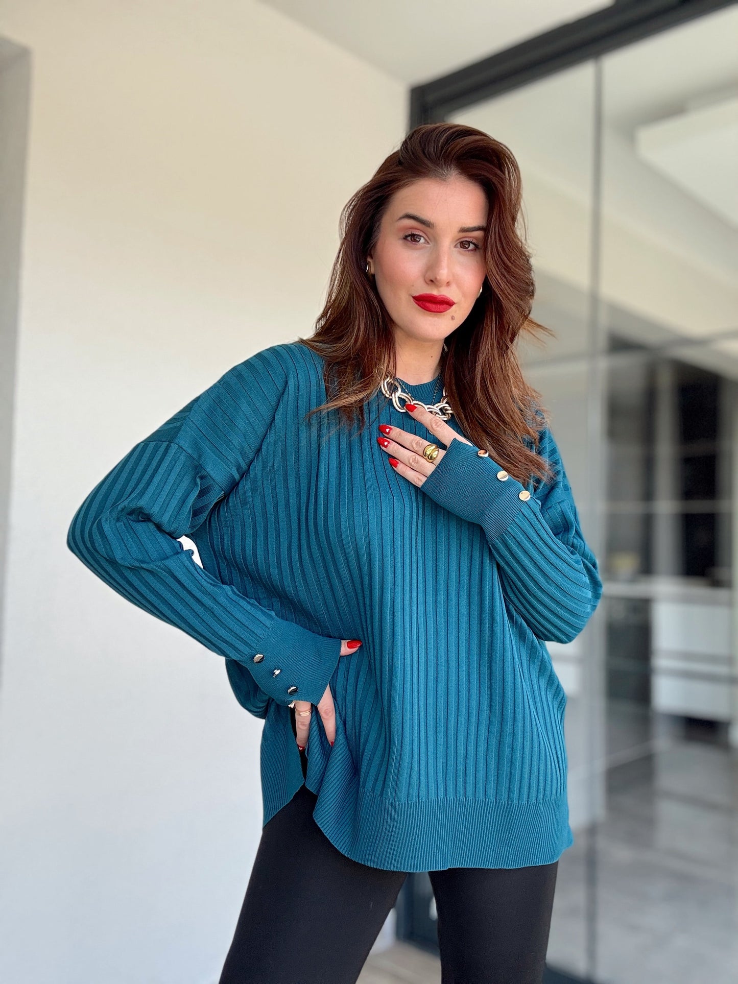 Oversize kesim kol düğmeli kazak YEŞİL