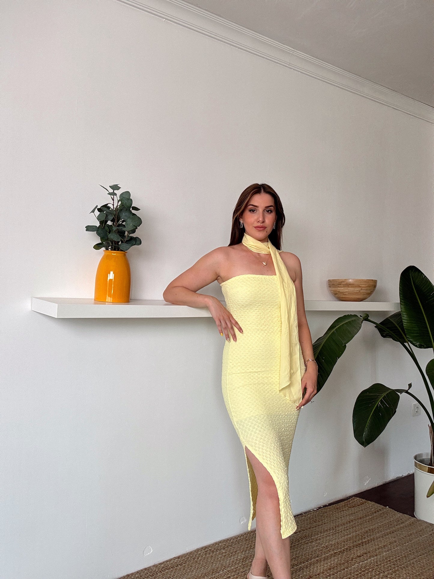 BEYDA straplez yırtmaçlı astarlı elbise SARI
