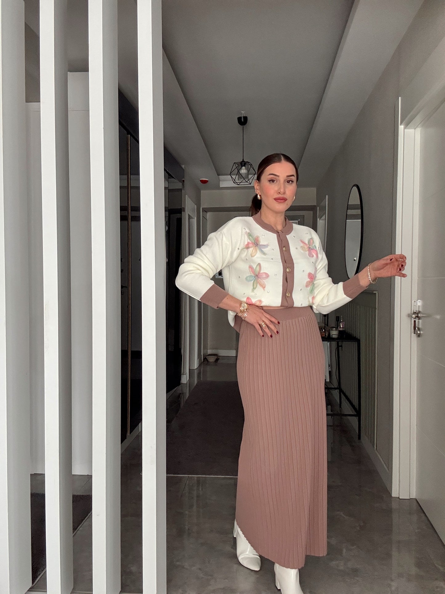Çiçekli Düğmeli Takım - PUDRA