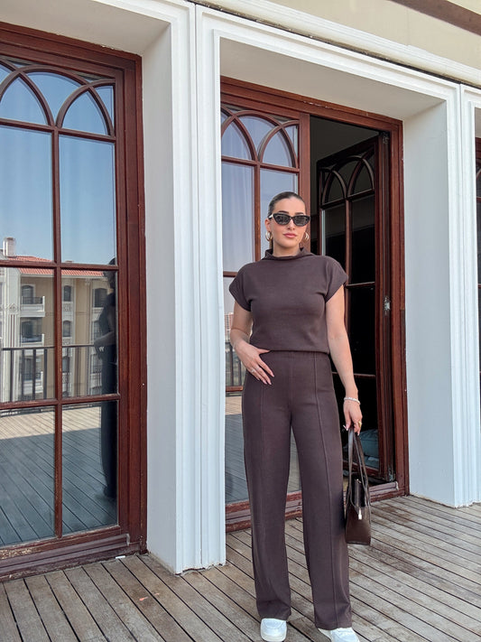 Selanik Boğaz Detaylı Takım Kahve