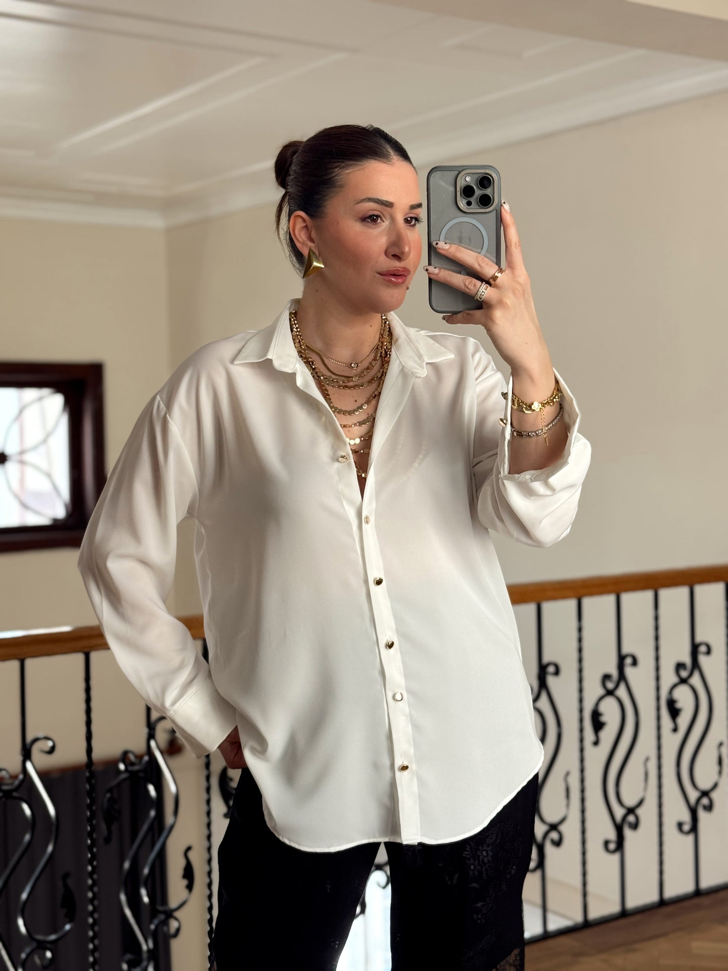 Geniş Manşetli Gömlek - BEYAZ