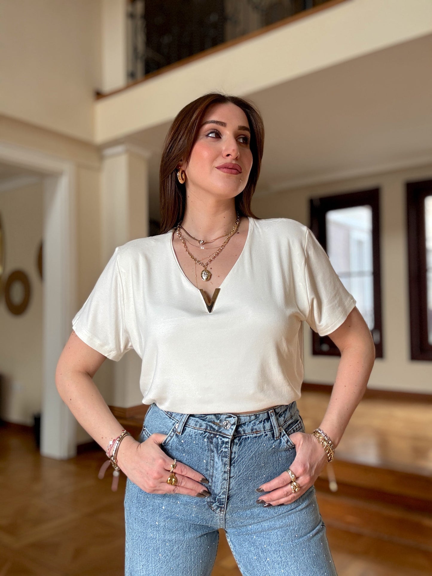 Modal Aksesuarlı Bluz Ekru