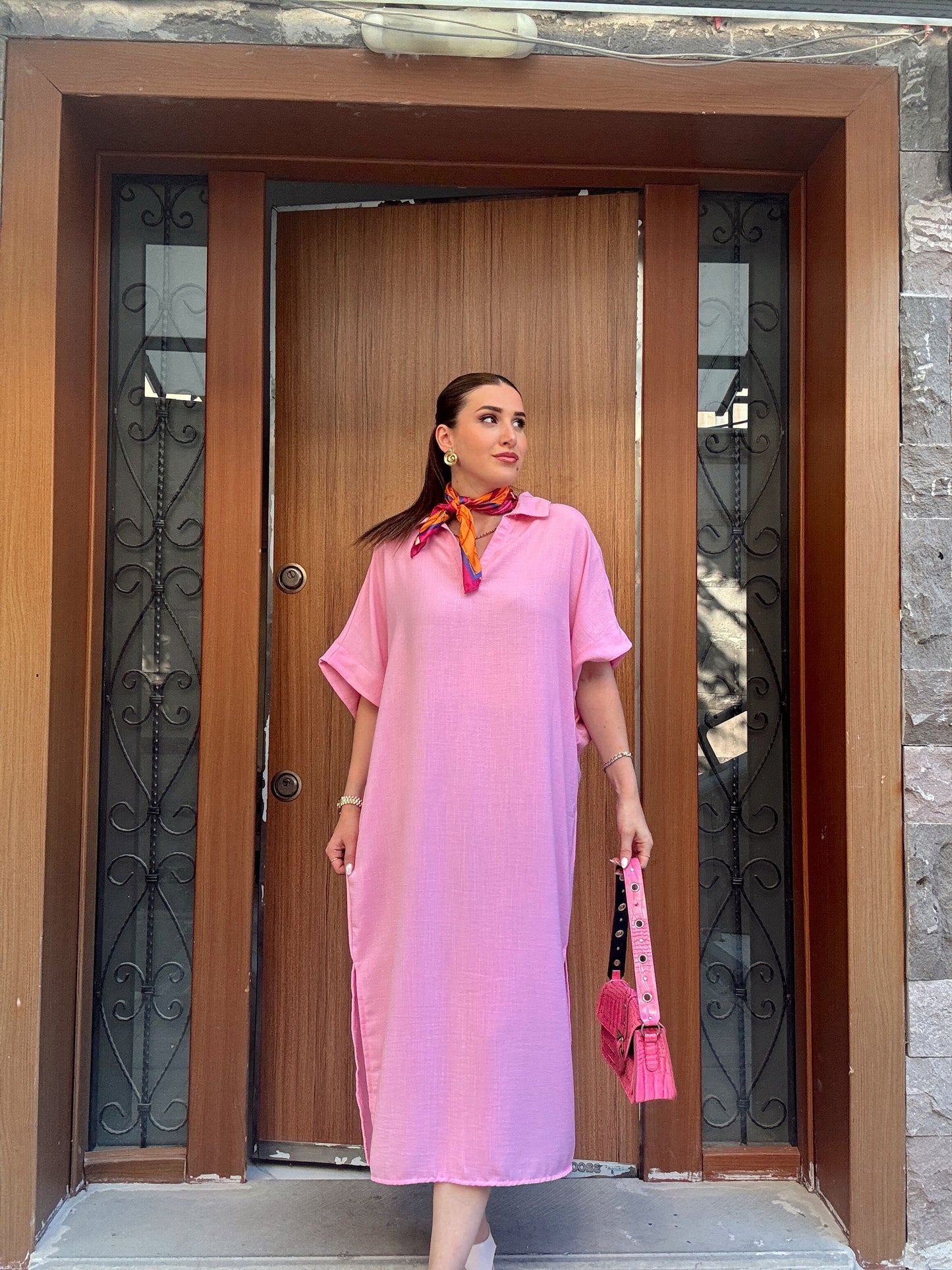 Yırtmaçlı Polo Yaka Elbise - PEMBE
