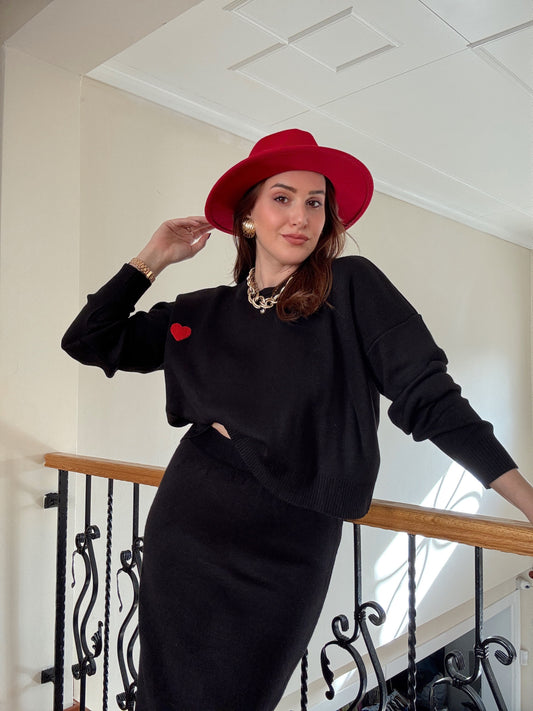 Kalp Aplikeli Crop Kazak - SİYAH