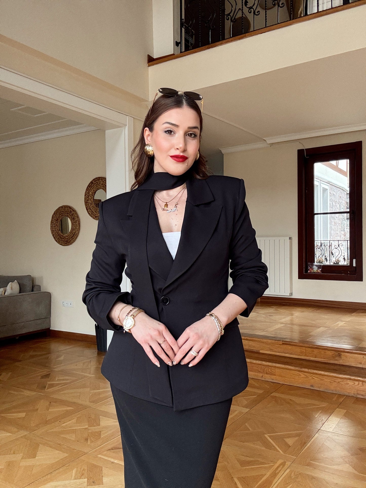 Fular Detaylı Ceket-SİYAH