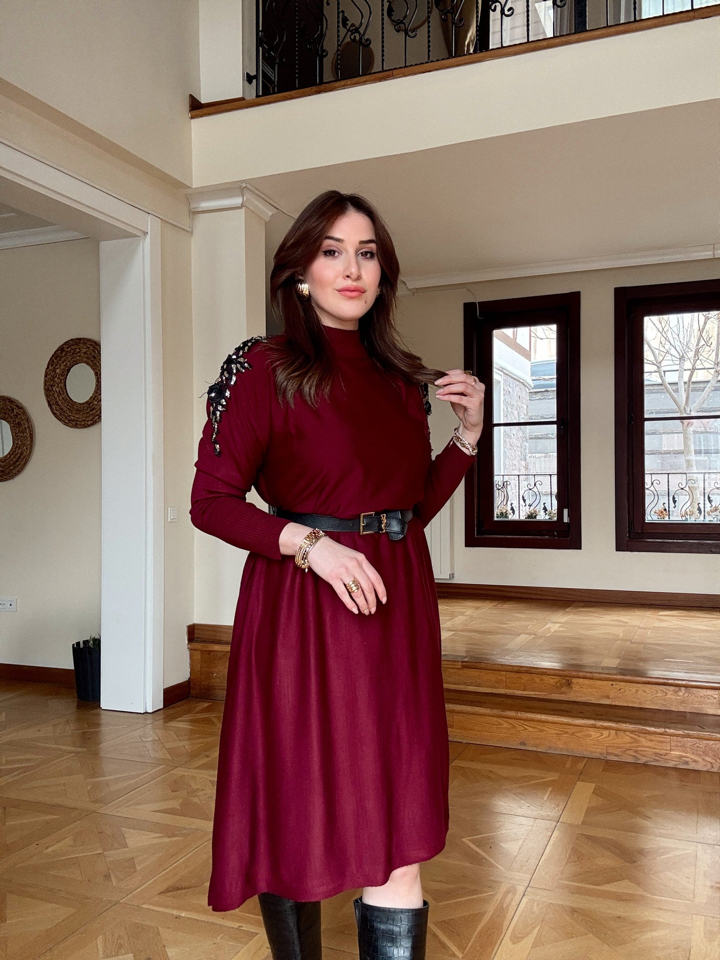 Omuz aksesuarlı tunik elbise -BORDO