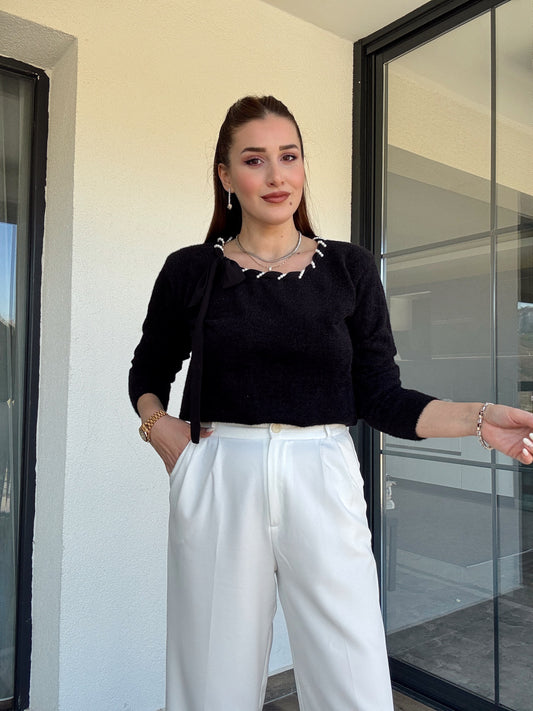 Yaka inci detaylı SİMLİ kazak SİYAH