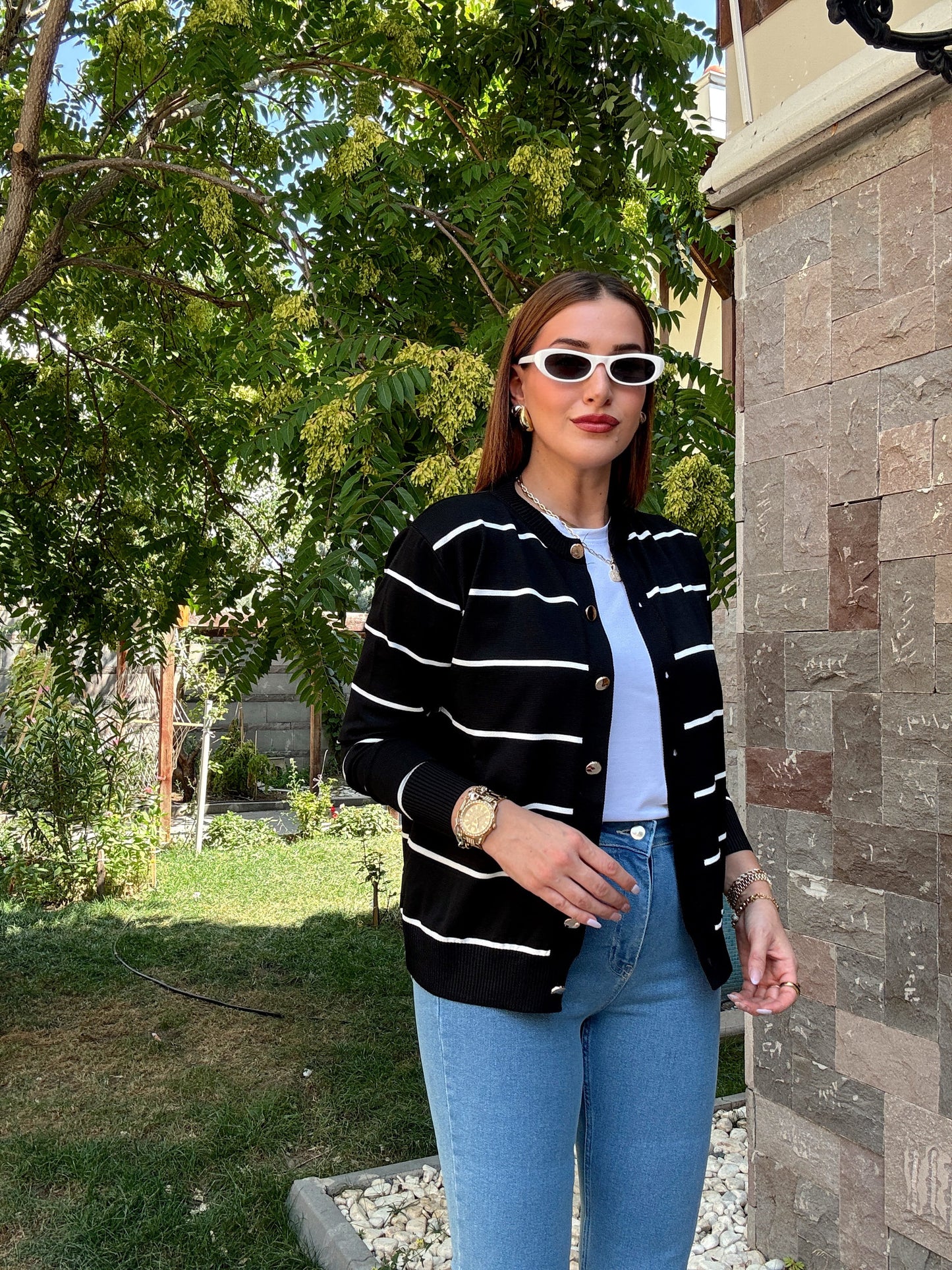 Çizgili Düğmeli Hırka Siyah