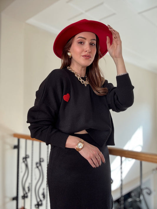 Kalp Aplikeli Crop Kazak - SİYAH