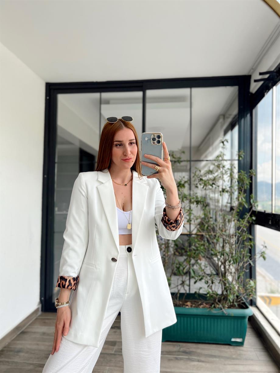 Astarı Leoparlı Ceket BEYAZ