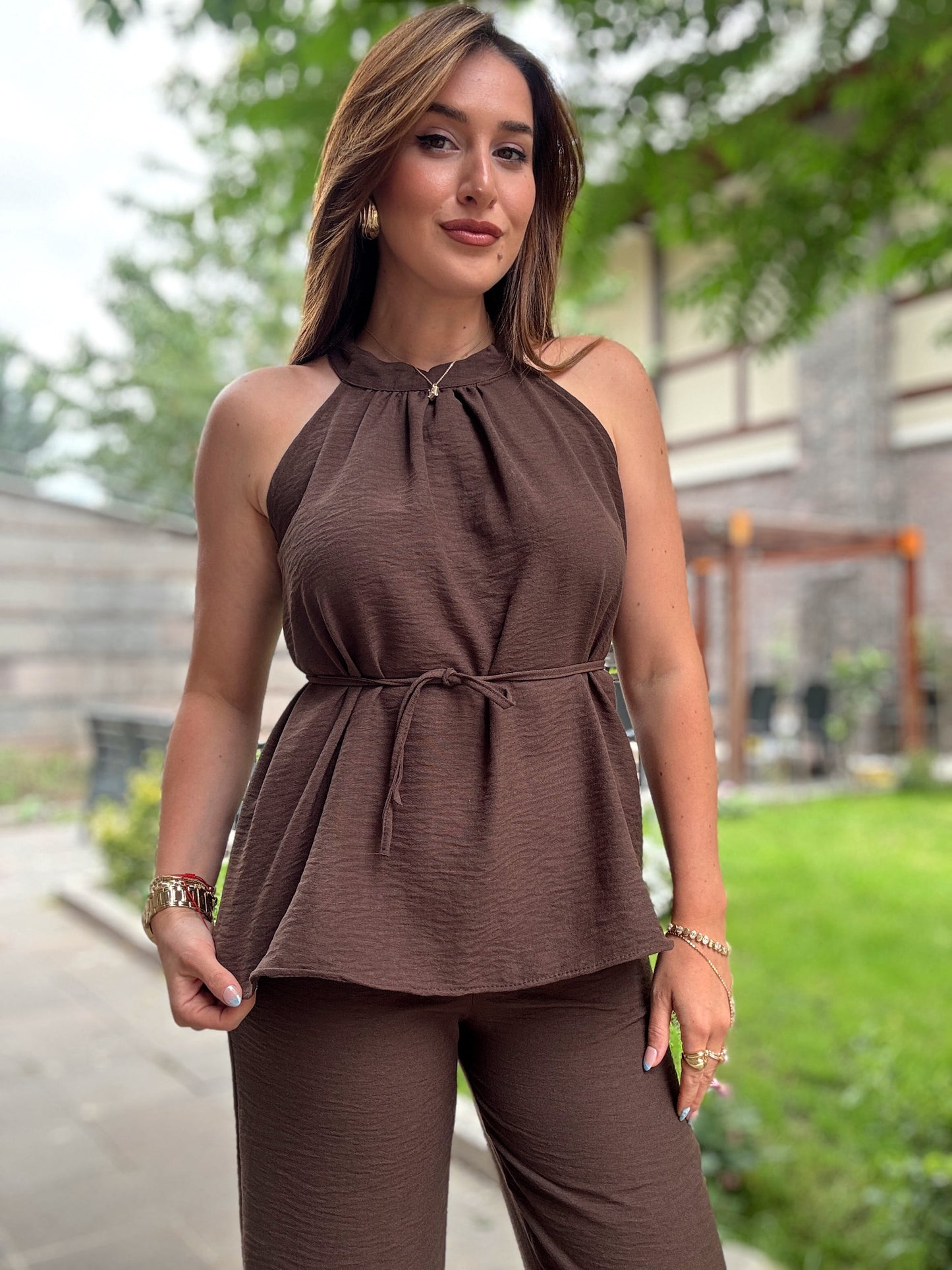 Boyun detaylı keten takım Kahve