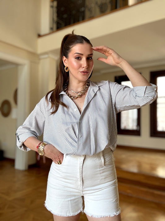 Önü düğümlü çizgili gömlek Siyah