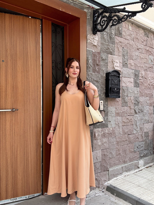 Tensel kumaş ayarlanabilir askı detaylı elbise CAMEL